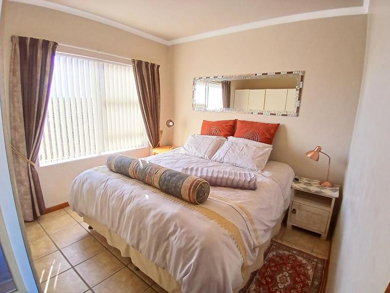 5 Bedroom Property for Sale in Stilbaai Wes Western Cape